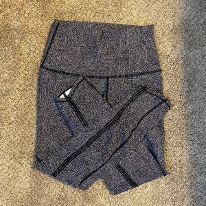 Lululemon Black and White Patterned Leggings